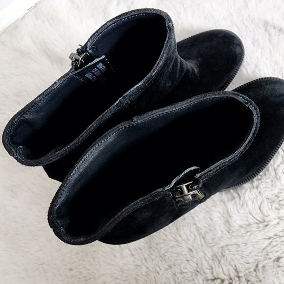 NEW Paul Green Sloane Black Suede Heeled Lug Ankle Boot - Picture 11 of 13